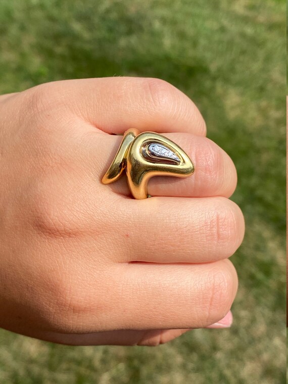 Ladies 18K Gold Italian Snake Style Ring set with… - image 10