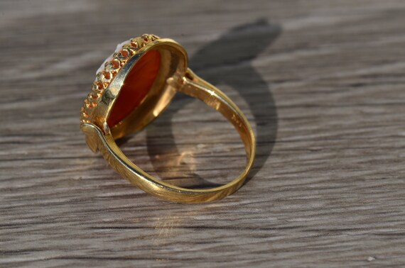 Ladies Antique Cameo Ring in 14K Yellow Gold - image 3