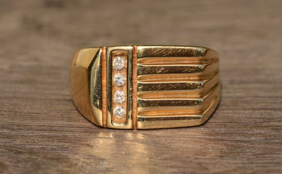 Signed Gentleman's Yellow Gold Statement Ring Set… - image 6