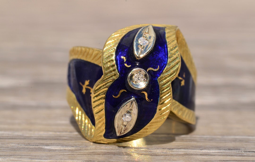 Italian Enamel and Diamond Ribbon Ring - Etsy