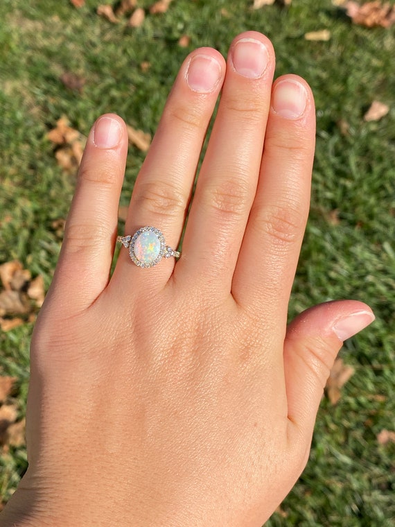 Australian Opal and Diamond Ring in Yellow Gold - image 8