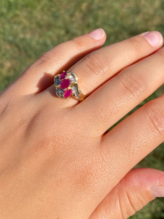 Past Present Future Ruby & Diamond Ring set with … - image 8