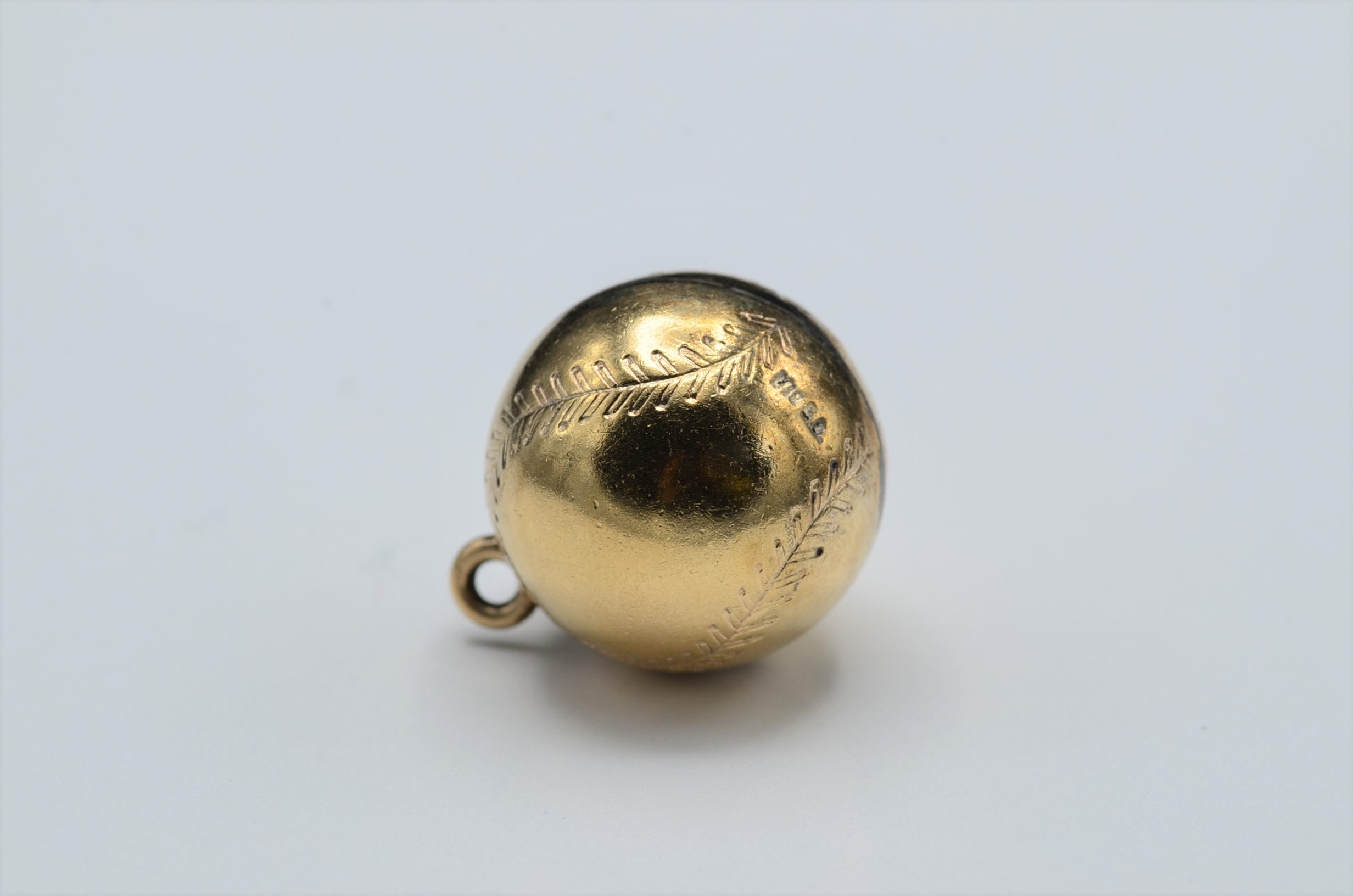 116年前のMLBキーホルダー 】 1909年 銀鍍金ボール型 【公式通販】