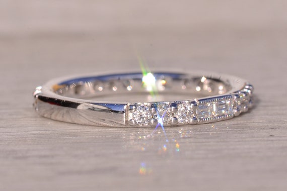 Gabriel and Company Signed Band with Natural Diam… - image 4