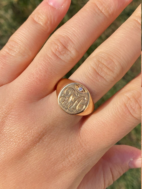 Men's Antique 14K Hand Engraved Signet Ring set w… - image 8