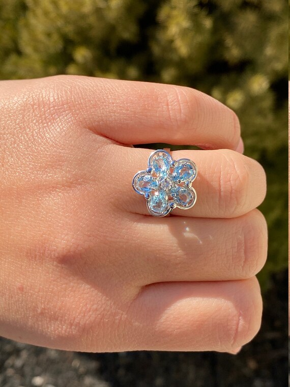 Ladies 14K Aquamarine and Diamond Floral Ring - image 9