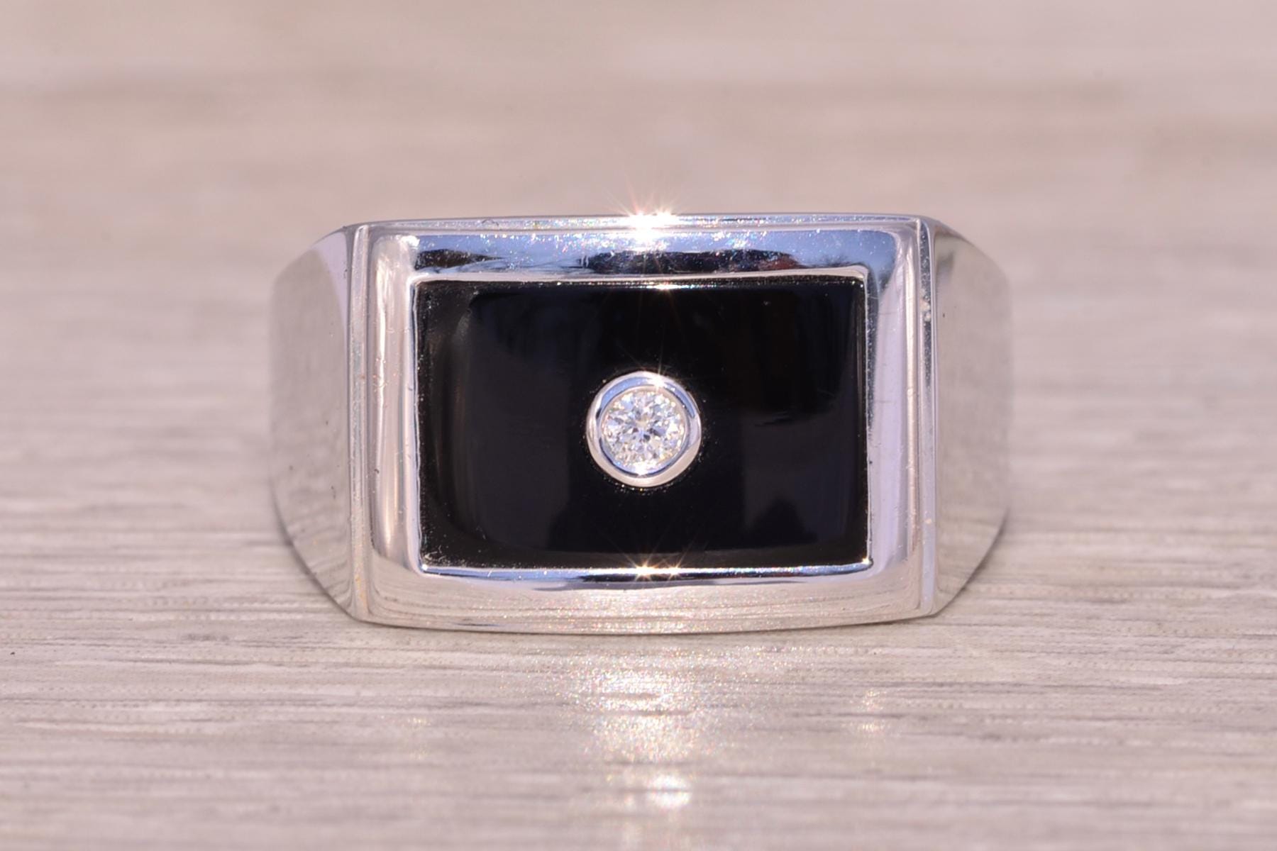 Diamond and Onyx Men's Ring in White Gold - Etsy