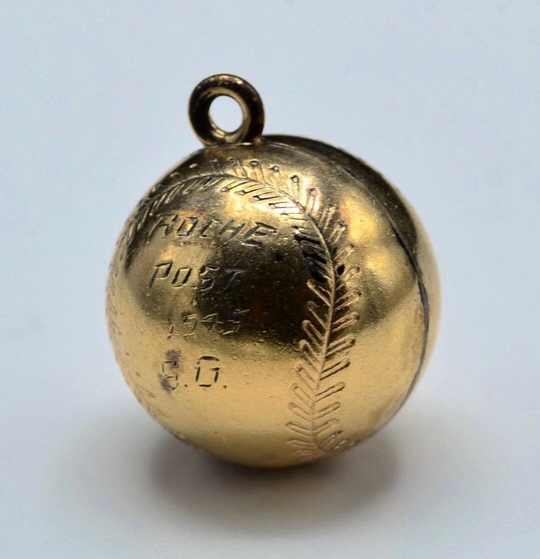 【 116年前のMLBキーホルダー 】 1909年　銀鍍金ボール型 116年前のMLBキーホルダー 】 1909年 銀鍍金ボール型 【公式通販】