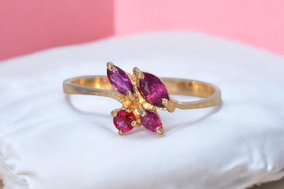 Simple Ruby Ring in Yellow Gold - image 10