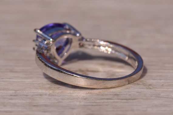 Tanzanite and Diamond Ring in White Gold - image 3