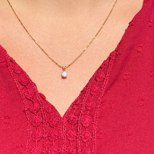 Prong Set Natural Diamond Solitaire Hänge i Gult Guld bild 3