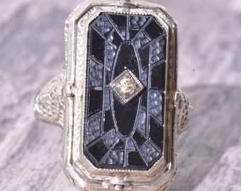 Reversible Hand-Carved Onyx Cameo and Natural Diamond Flip Ring in White Gold
