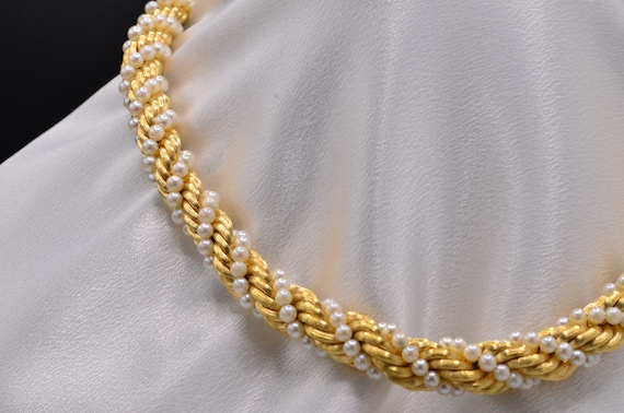 Classic Pearl and Rope Chain Woven Necklace in Ye… - image 2