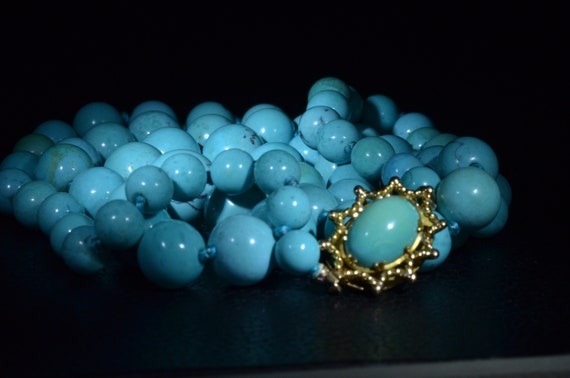 Graduated Modernist Turquoise Bead Necklace - image 4