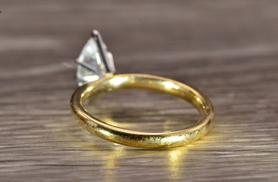 Yellow Gold Ring set with Marquise CZ - image 3