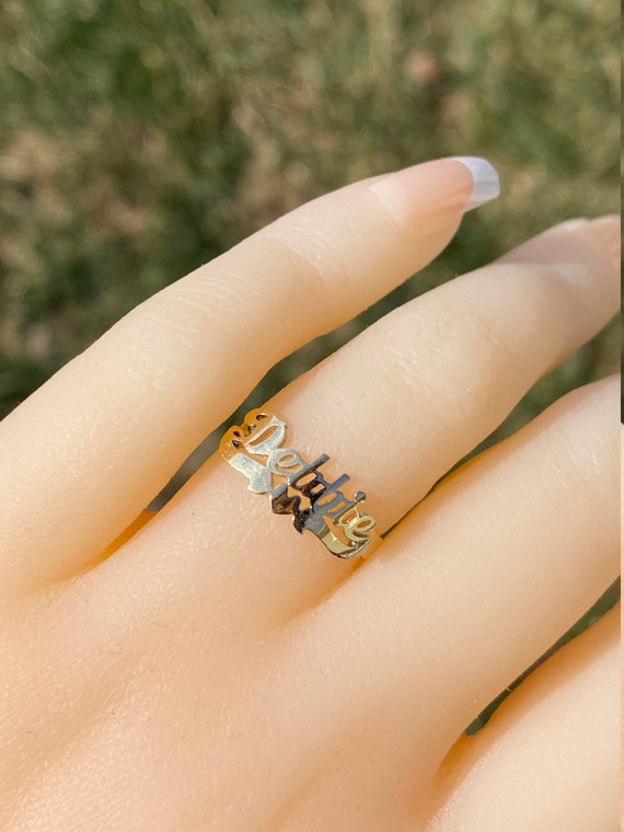 Ladies 14K Yellow Gold Debbie Name Ring - image 7