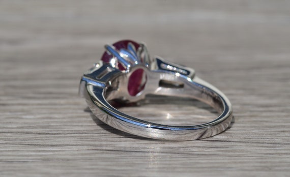 Ladies Vintage 14K Oval Ruby and Diamond Engageme… - image 3