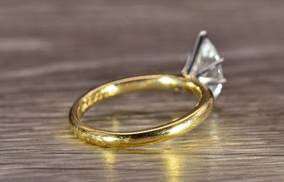 Yellow Gold Ring set with Marquise CZ - image 4
