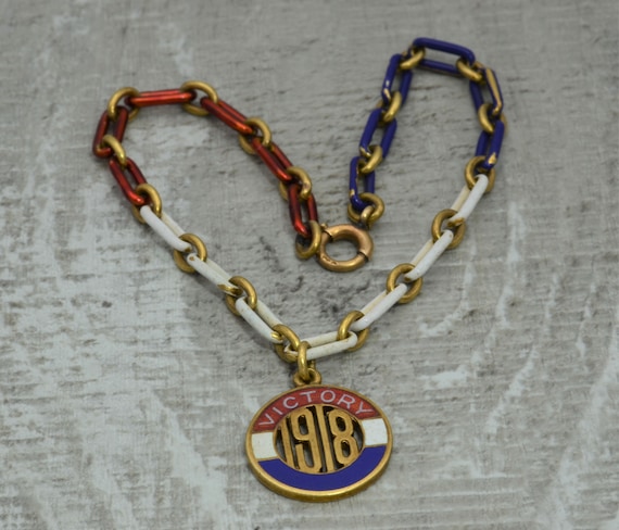 An Enameled Victory Bracelet from 1918 - image 2