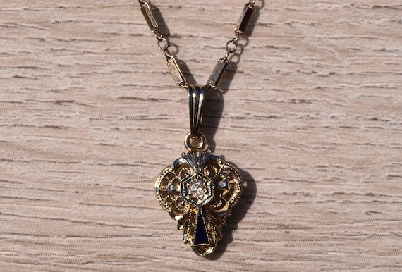 Ladies Antique Filigree 14K White Gold Necklace with Sapphire and Diamonds