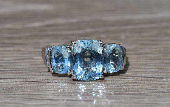 Outstanding Cushion Cut Aquamarine Ring set with … - image 5