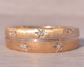 Yellow Gold Florentine Band set with Natural Diamonds in Star Cutouts