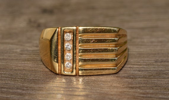 Signed Gentleman's Yellow Gold Statement Ring Set… - image 1
