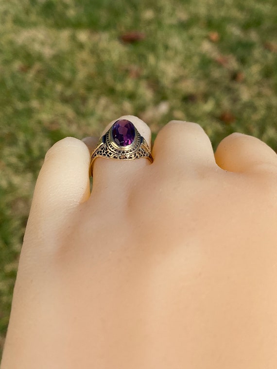 Elongated Oval Sapphire in Antique Filigree Ring - image 9