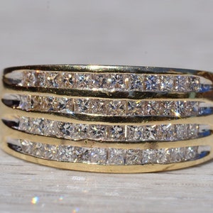 Ladies 14K Gold Band with Diamonds