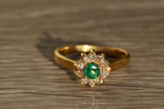 Ladies 14K Emerald and Diamond Halo Ring - image 6