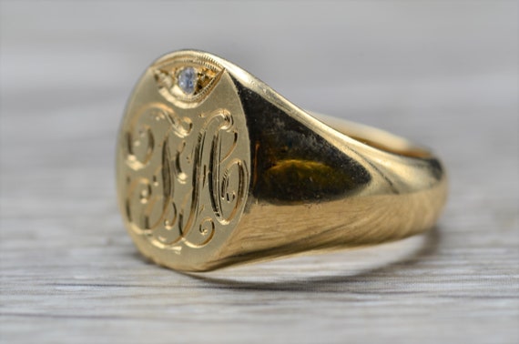 Men's Antique 14K Hand Engraved Signet Ring set w… - image 2