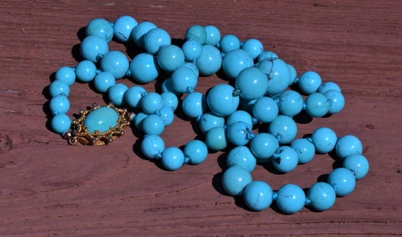 Graduated Modernist Turquoise Bead Necklace - image 1