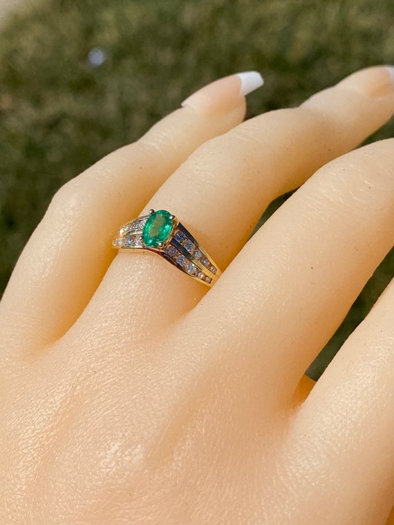 Ladies 14K Gold Emerald and Diamond Ring - image 8