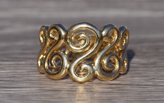 Yellow Gold Scrolled Cocktail Ring - image 6