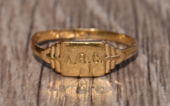 Antique Engraved Childs Ring in Yellow Gold - image 1