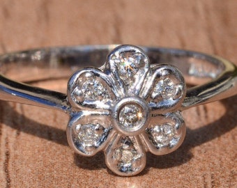 White Gold Floral Diamond Ring