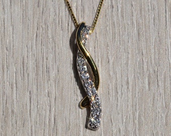 Ladies 14K Yellow Gold Twisted Diamond Journey Necklace