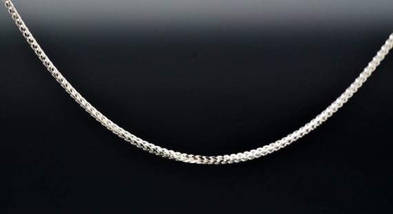 Ladies 18" White Gold Specialty Chain - image 1