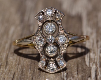 Antique Filigree Ring with Platinum Top and 0.55 carats in Diamonds