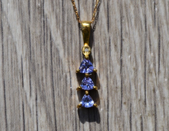Ladies Yellow Gold Necklace set with Tanzanite an… - image 1