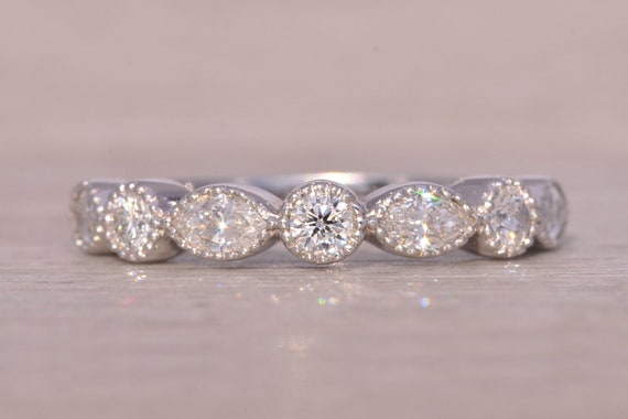 Marquise Brilliant Cut and Round Brilliant Cut Alternating Band