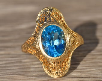 14K Gold Bezel Set Topaz Cocktail Ring