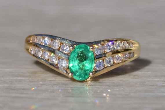 Ladies 14K Gold Emerald and Diamond Ring - image 1