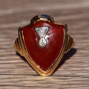 Vintage Helm and Hahn Shield Ring set with Diamond