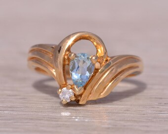 Natural Aquamarine and Diamond Ring in 14K Yellow Gold