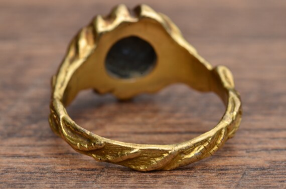 Signed Ring set with Ancient Coin Motif in 18 Kar… - image 5