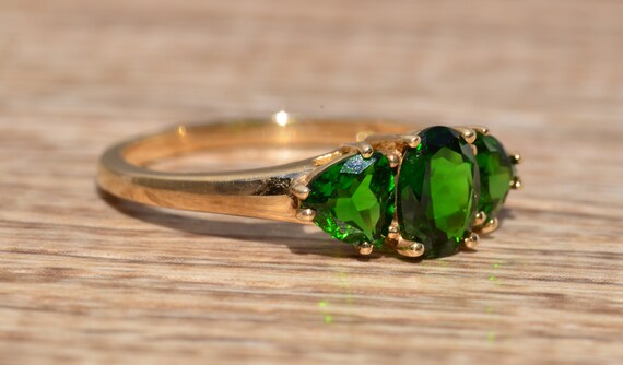 Chrome Diopside Three Stone Ring - image 2