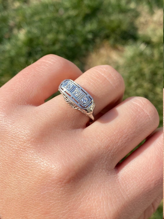Antique Ladies Three Diamond Ring in 14K White Go… - image 9