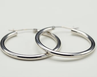 Classic 14K White Gold Hoop Earrings