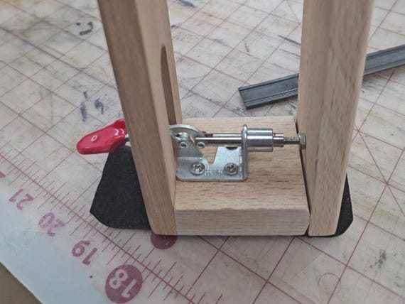 Table top Stitching Pony